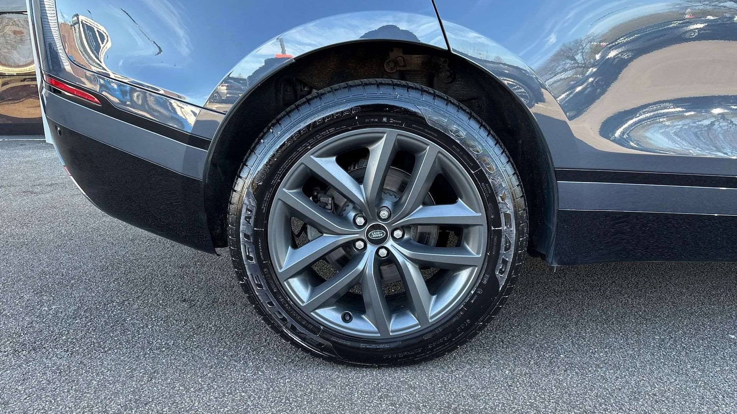 Used Land Rover Range Rover Velar 2024 for sale - 77928755: Photo 30