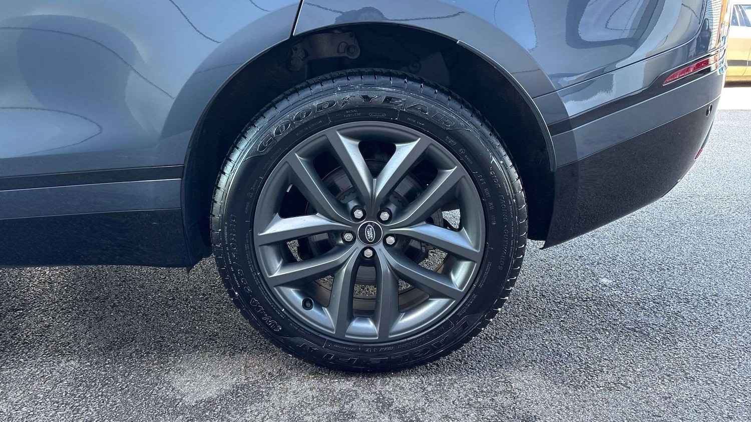 Used Land Rover Range Rover Velar 2024 for sale - 77928755: Photo 31