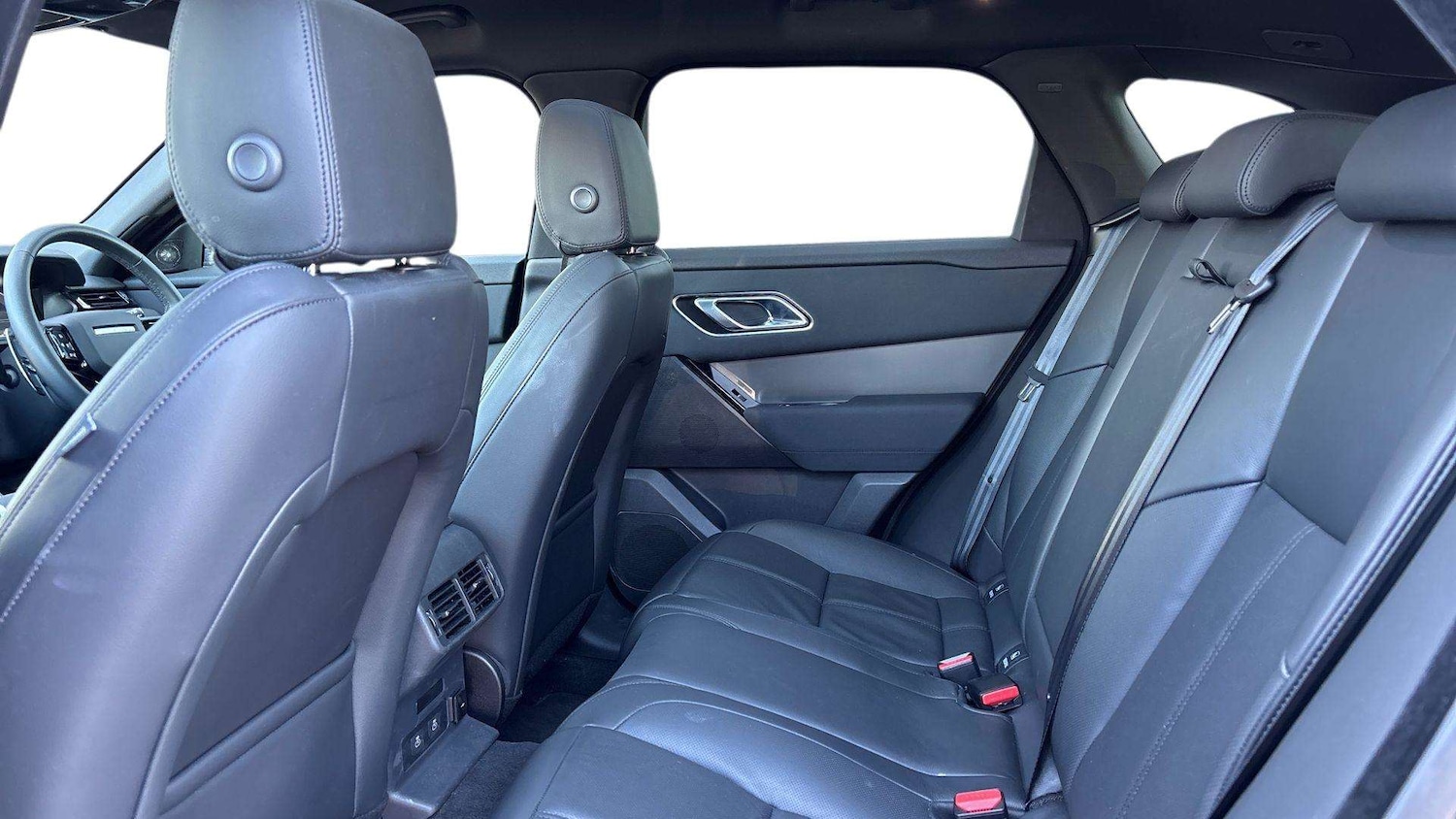 Used Land Rover Range Rover Velar 2024 for sale - 77928755: Photo 4