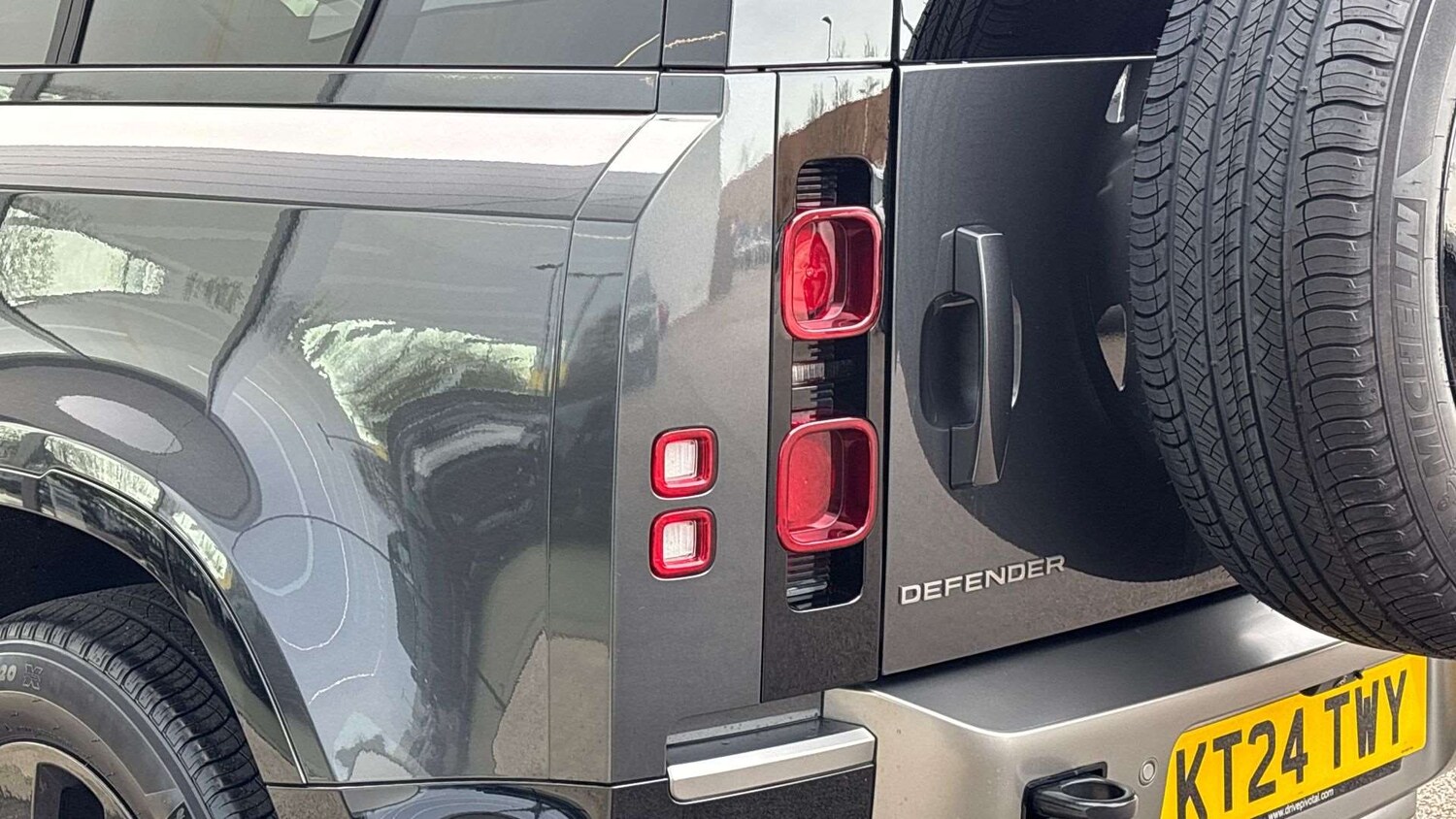 Used Land Rover Defender 2024 for sale - 77458582: Photo 19