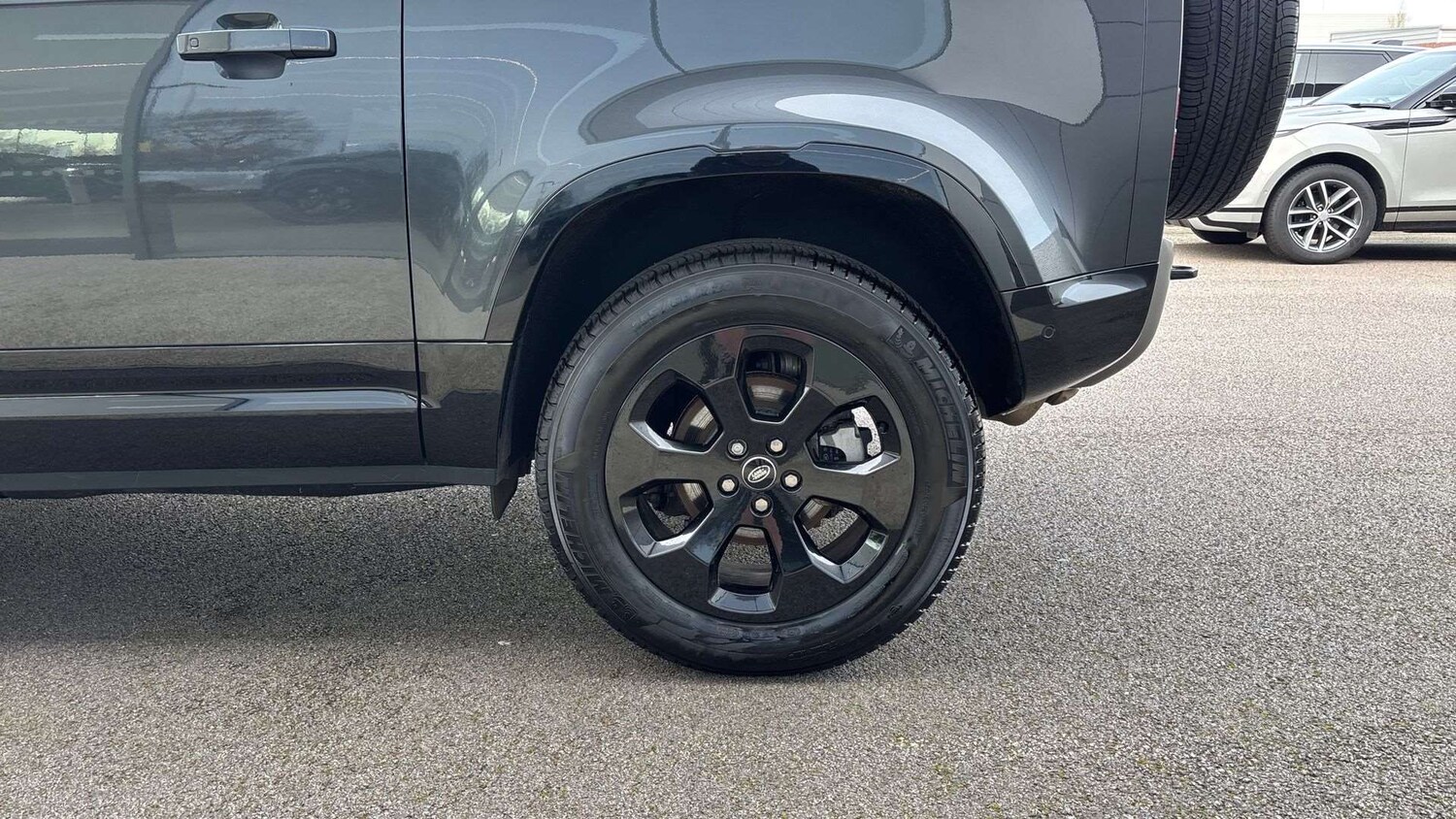 Used Land Rover Defender 2024 for sale - 77458582: Photo 31