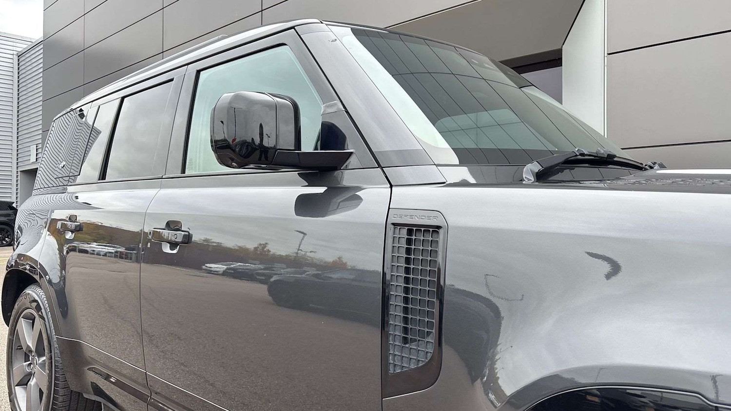 Used Land Rover Defender 2022 for sale - 76460113: Photo 21