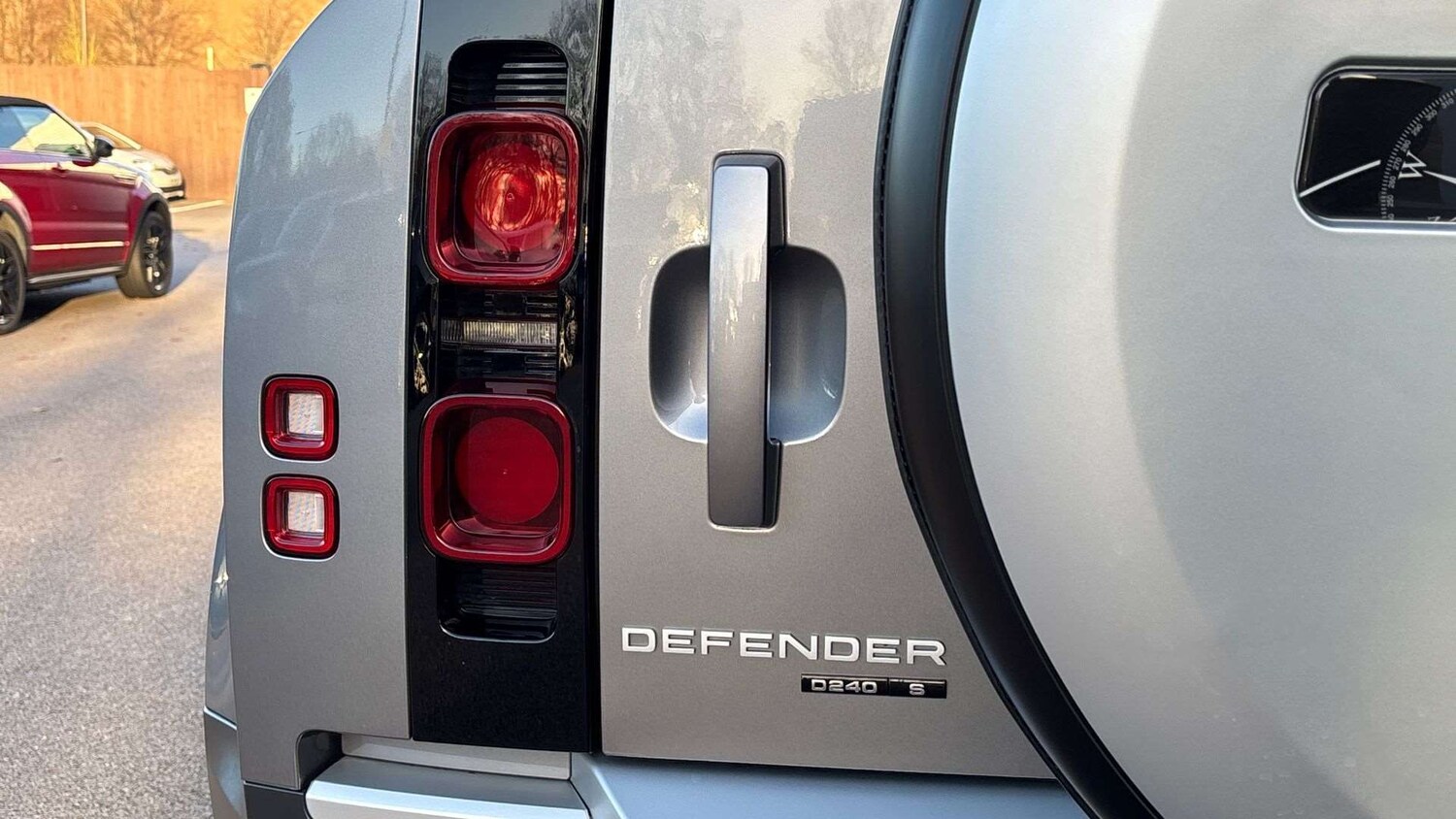 Used Land Rover Defender 2021 for sale - 76587641: Photo 26