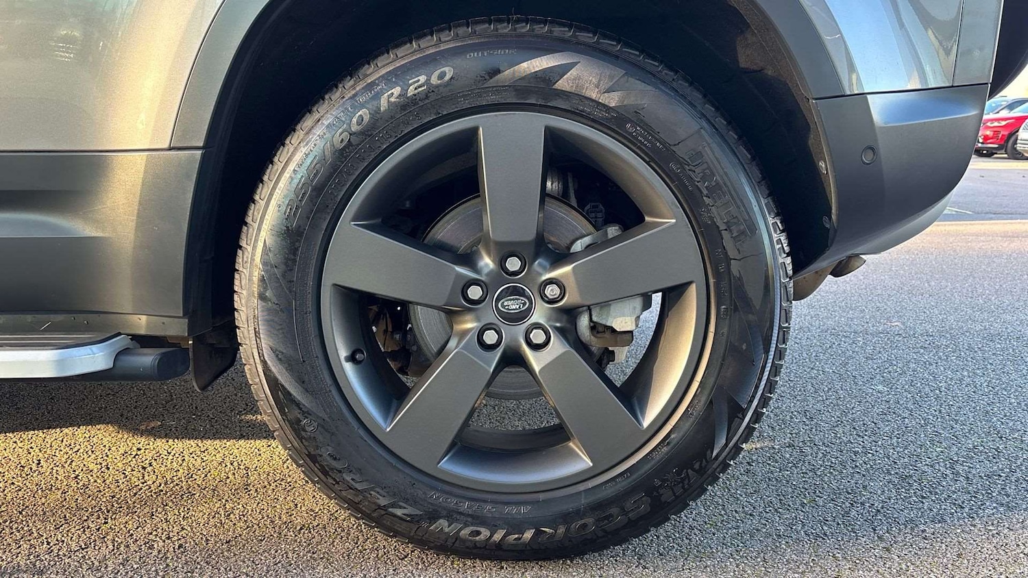 Used Land Rover Defender 2021 for sale - 76587641: Photo 31