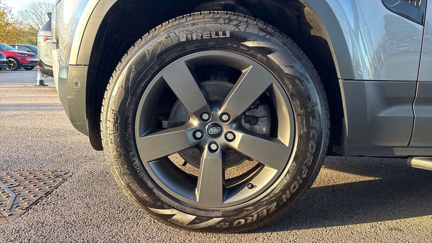 Used Land Rover Defender 2021 for sale - 76587641: Photo 32