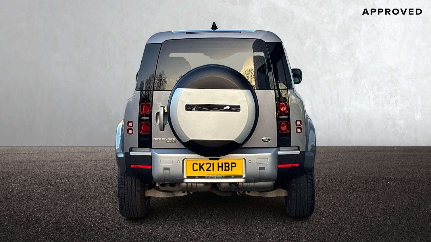 Used Land Rover Defender 2021 for sale - 76587641: Photo 6