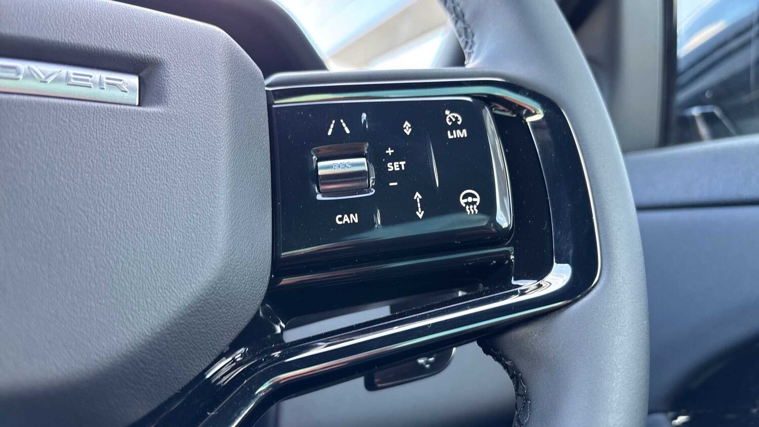 Used Land Rover Range Rover Evoque 2025 for sale - 76789283: Photo 32