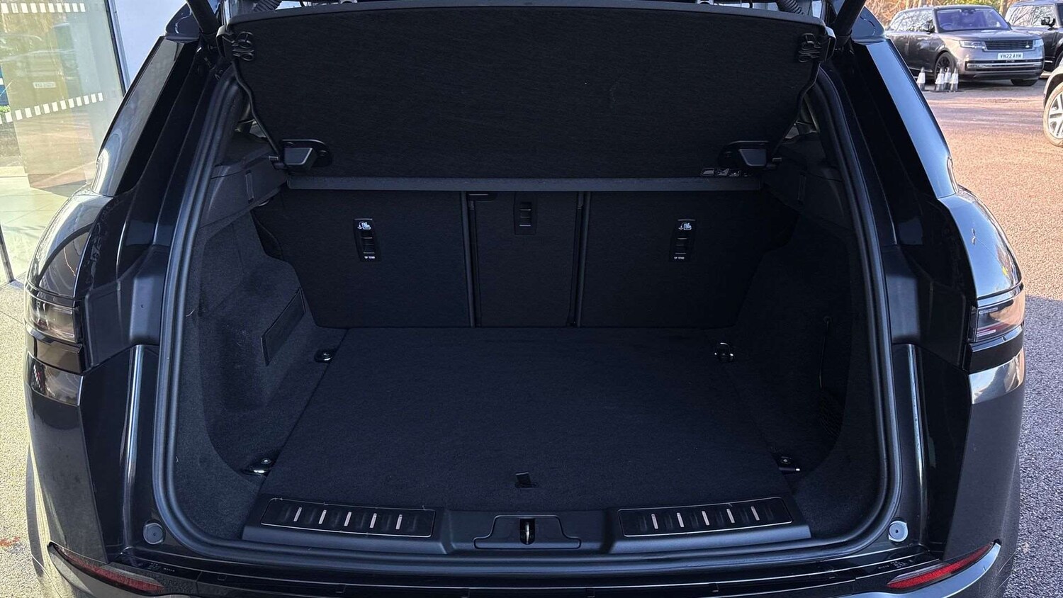 Used Land Rover Range Rover Evoque 2024 for sale - 76705173: Photo 10