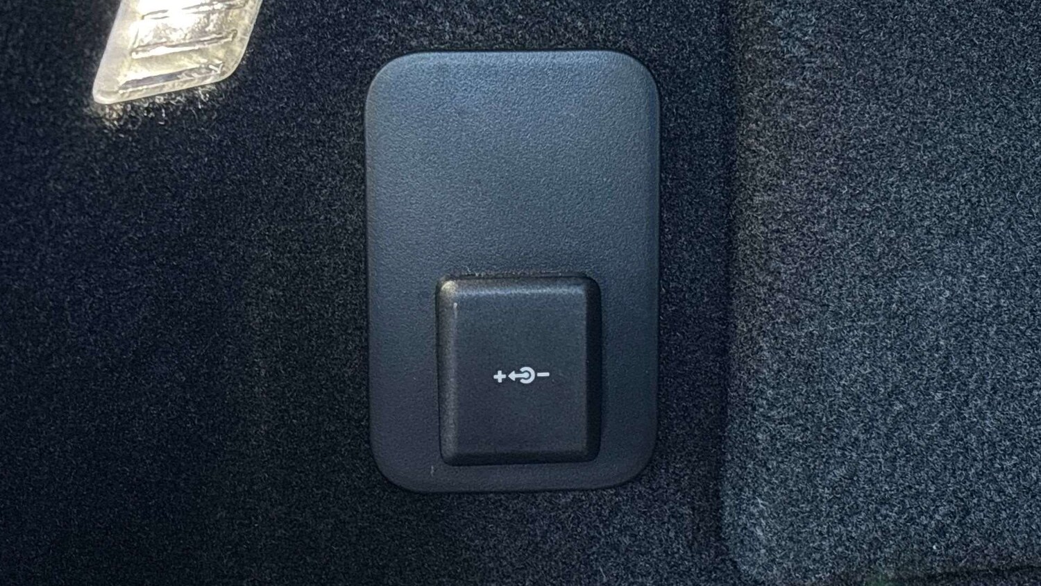 Used Land Rover Range Rover Evoque 2024 for sale - 76705173: Photo 27