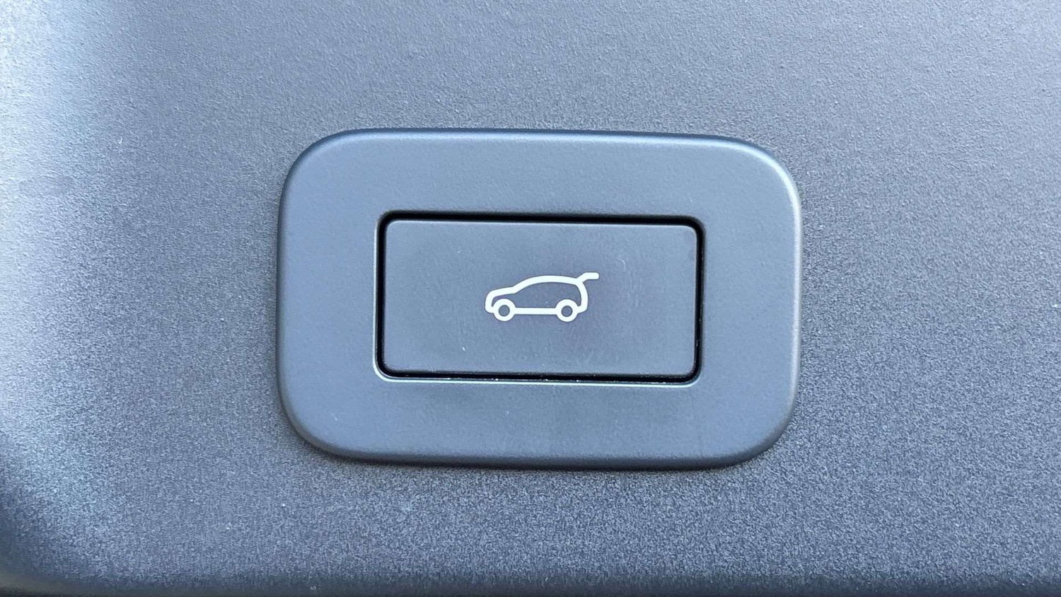 Used Land Rover Range Rover Evoque 2024 for sale - 76705173: Photo 33