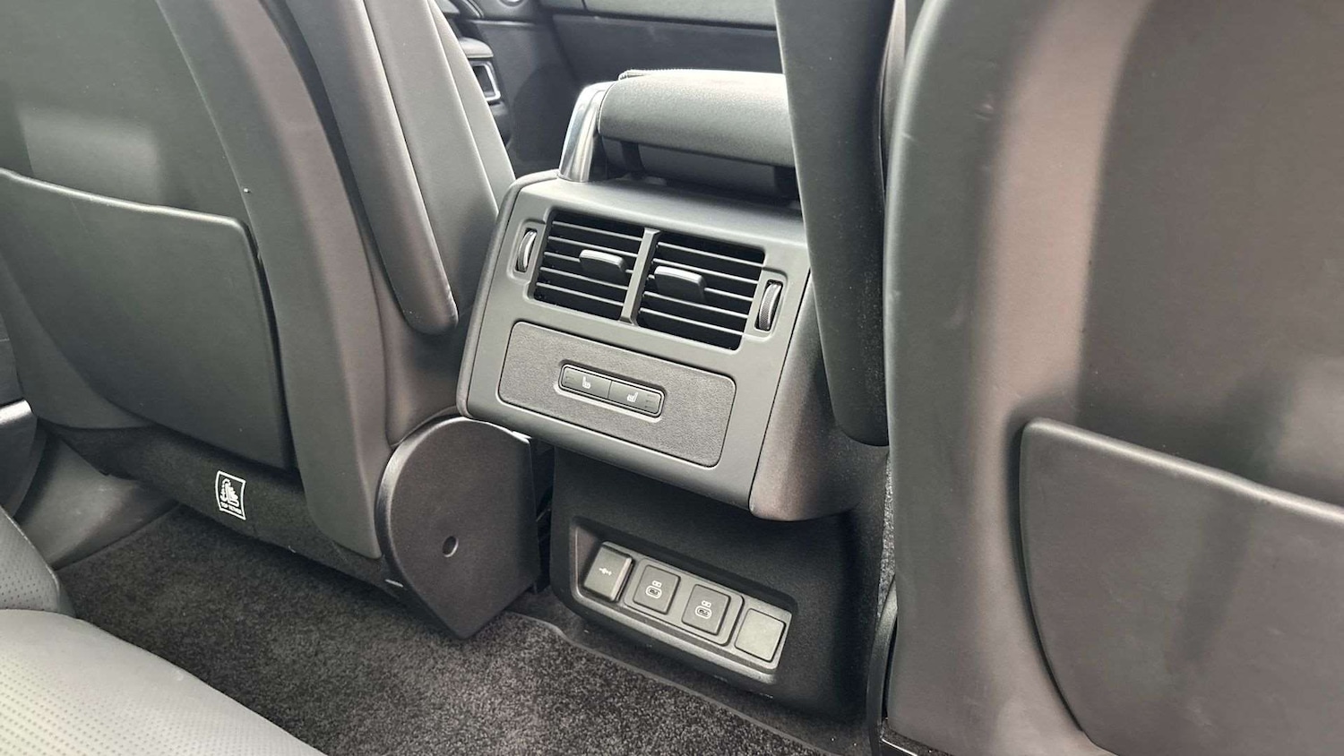 Used Land Rover Discovery 2024 for sale - 76564449: Photo 18