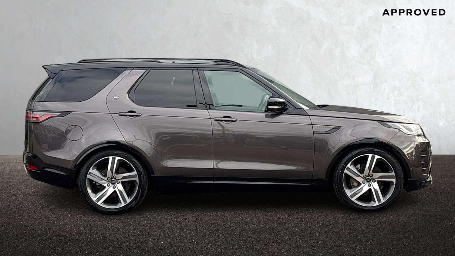 Used Land Rover Discovery 2024 for sale - 76564449: Photo 5