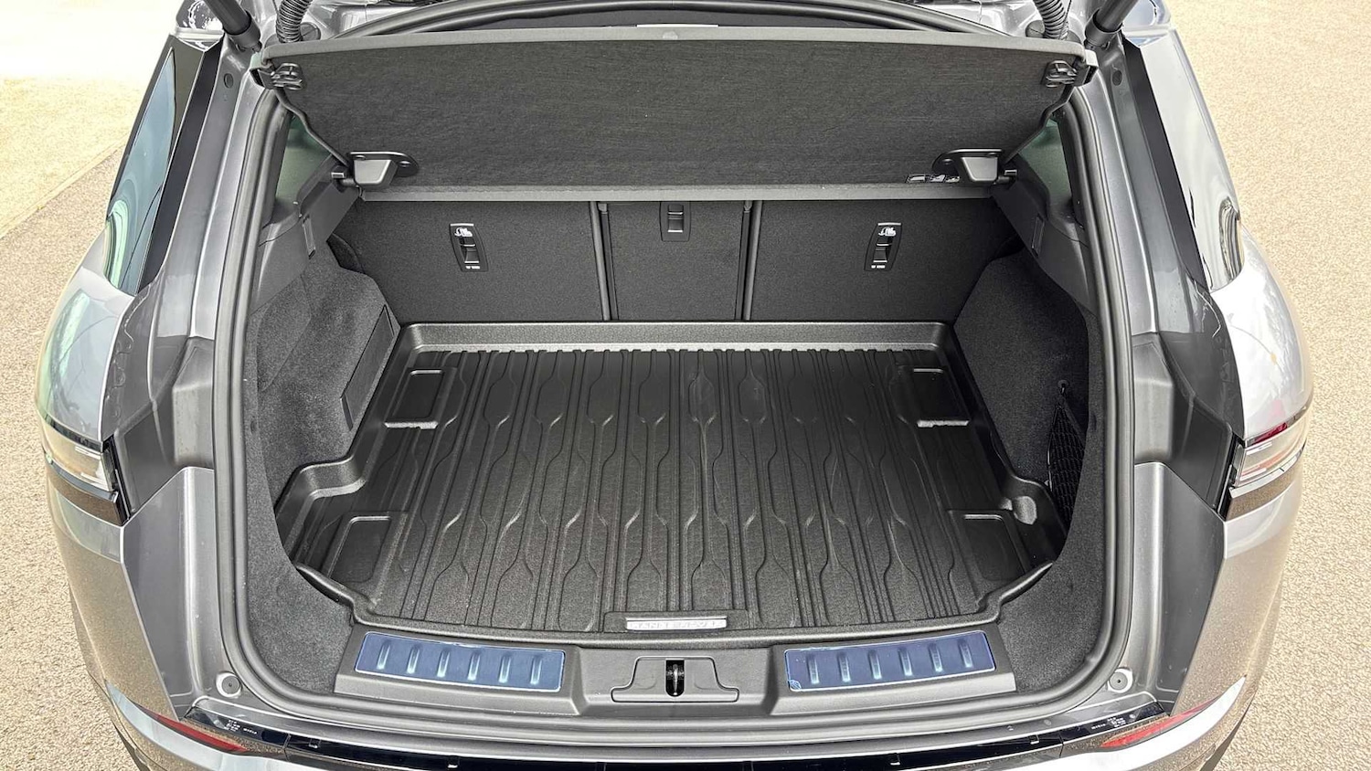 Used Land Rover Range Rover Evoque 2025 for sale - 76460289: Photo 10