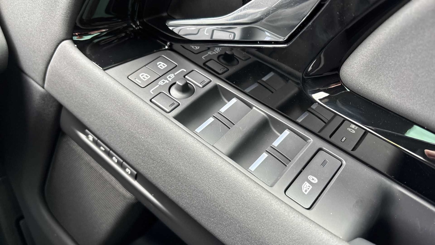 Used Land Rover Range Rover Evoque 2025 for sale - 76460289: Photo 33