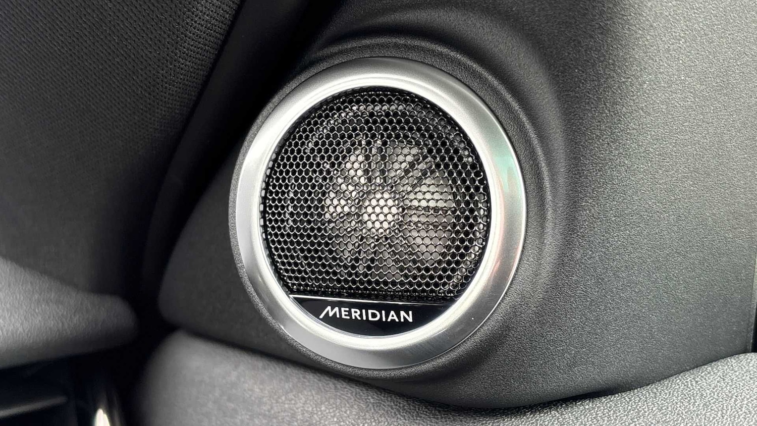 Used Land Rover Range Rover Evoque 2025 for sale - 76460289: Photo 34