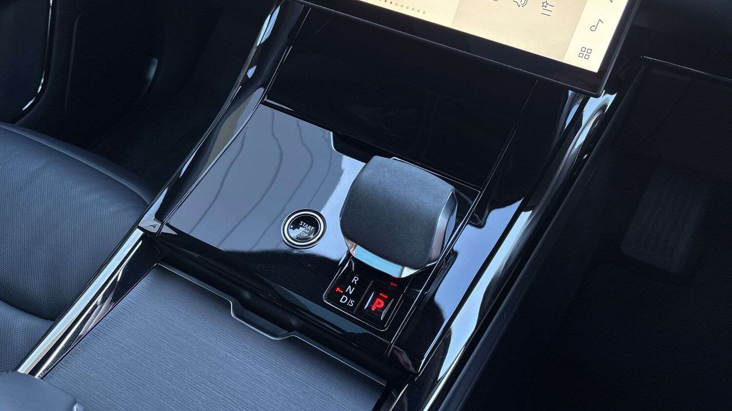 Used Land Rover Range Rover Sport 2024 for sale - 77886135: Photo 13