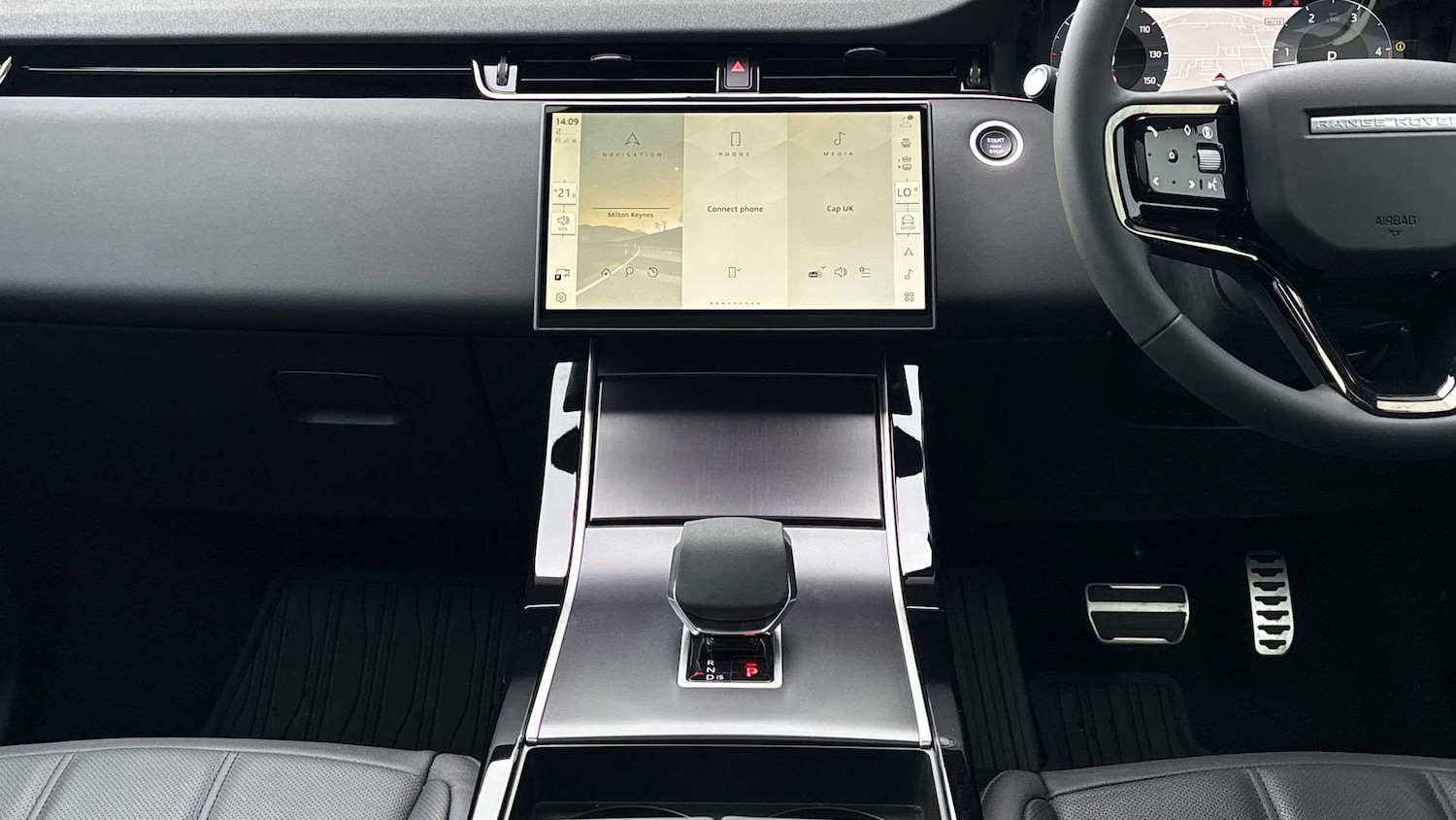 Used Land Rover Range Rover Evoque 2025 for sale - 77842394: Photo 14