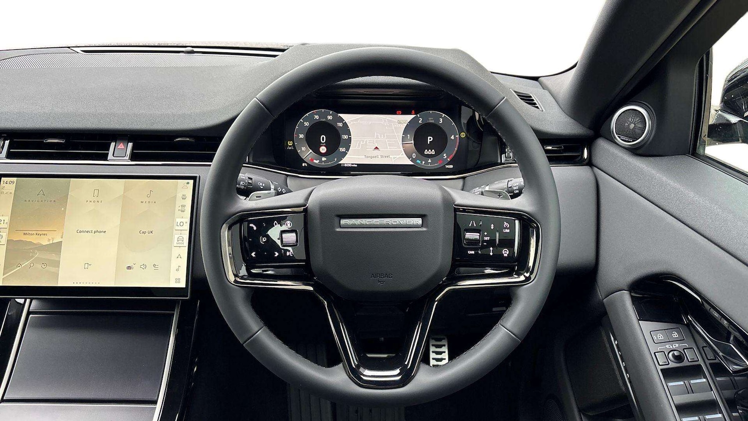 Used Land Rover Range Rover Evoque 2025 for sale - 77842394: Photo 15