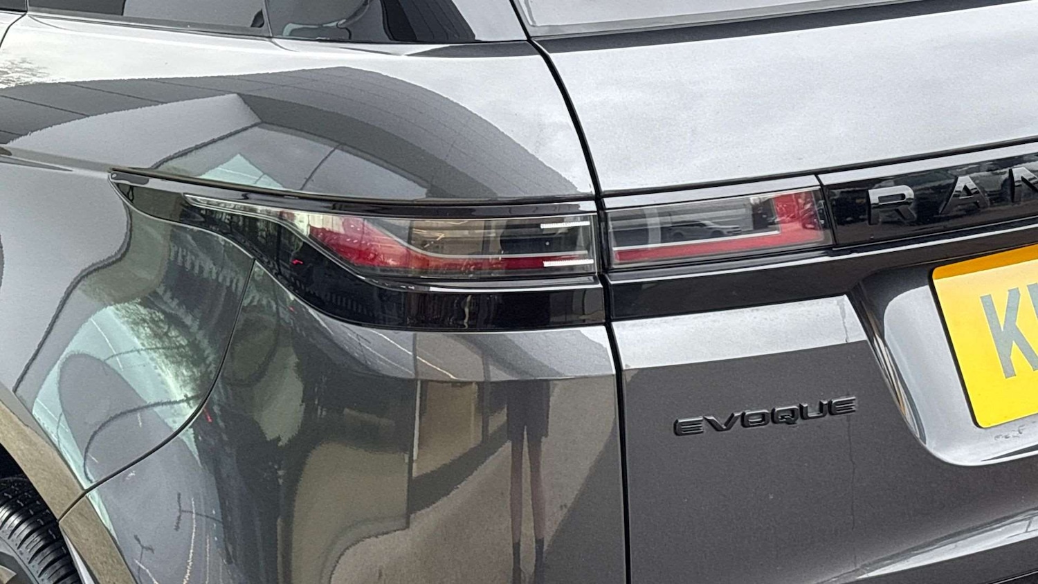 Used Land Rover Range Rover Evoque 2025 for sale - 77842394: Photo 19