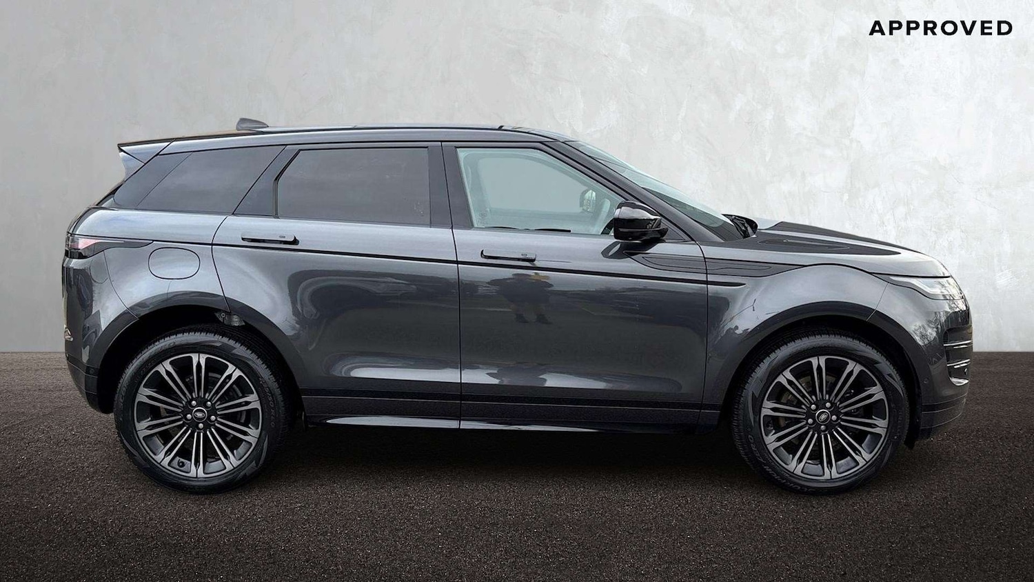 Used Land Rover Range Rover Evoque 2025 for sale - 77842394: Photo 5