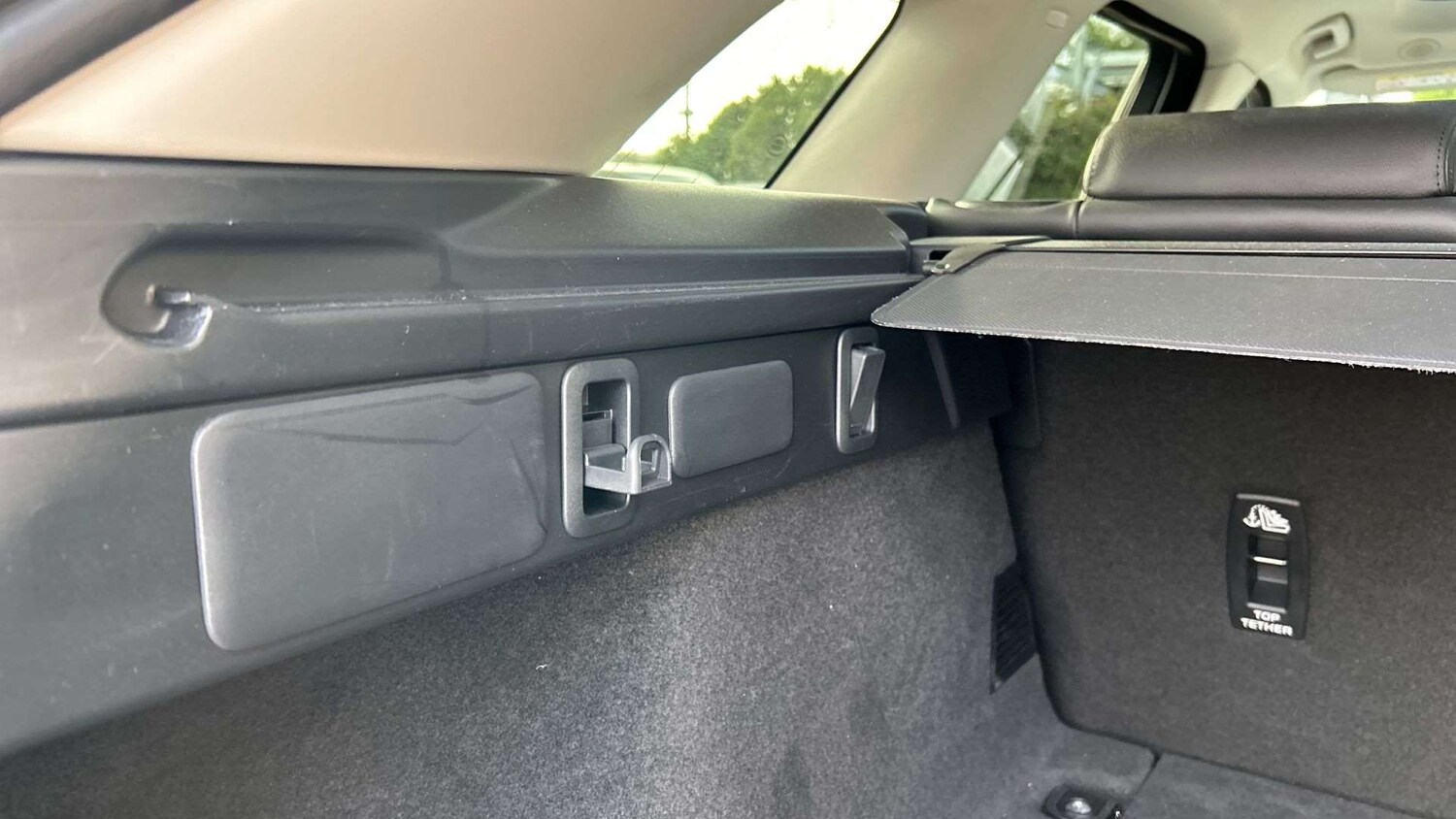 Used Land Rover Range Rover Velar 2025 for sale - 77589052: Photo 27