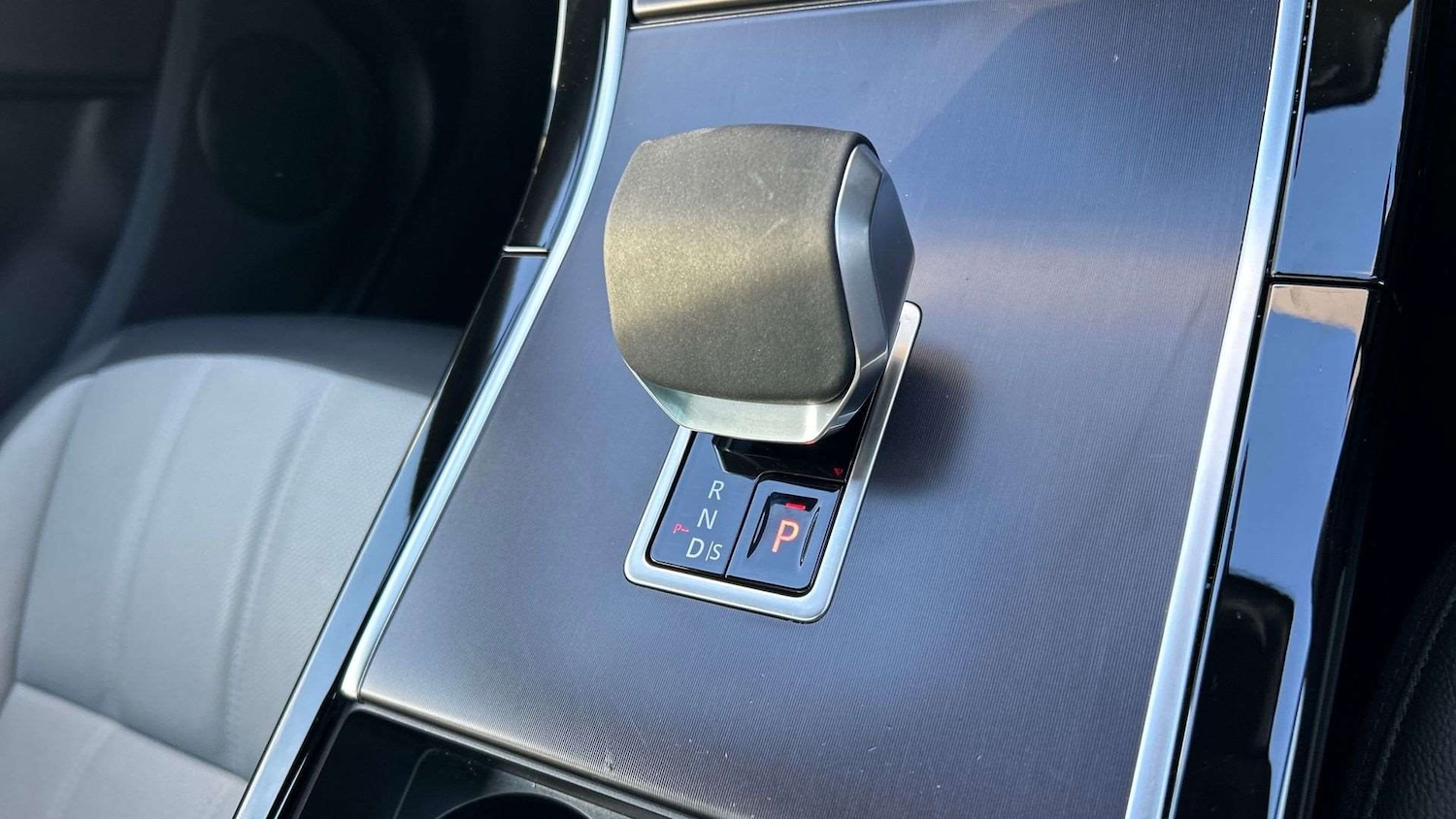 Used Land Rover Range Rover Evoque 2025 for sale - 77601207: Photo 13