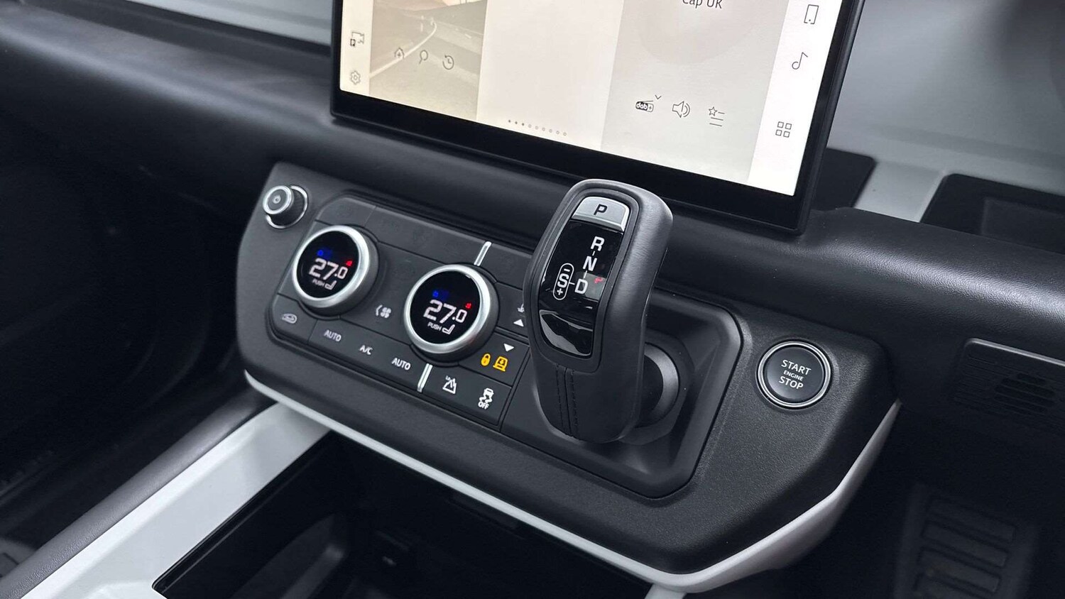 Used Land Rover Defender 2024 for sale - 77577210: Photo 13