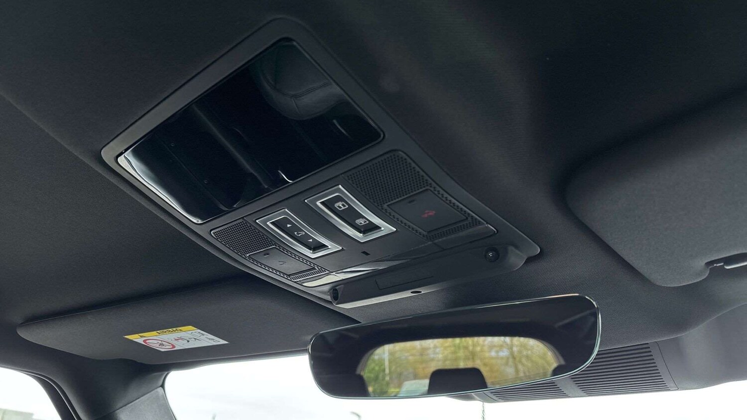 Used Land Rover Defender 2024 for sale - 77577210: Photo 23