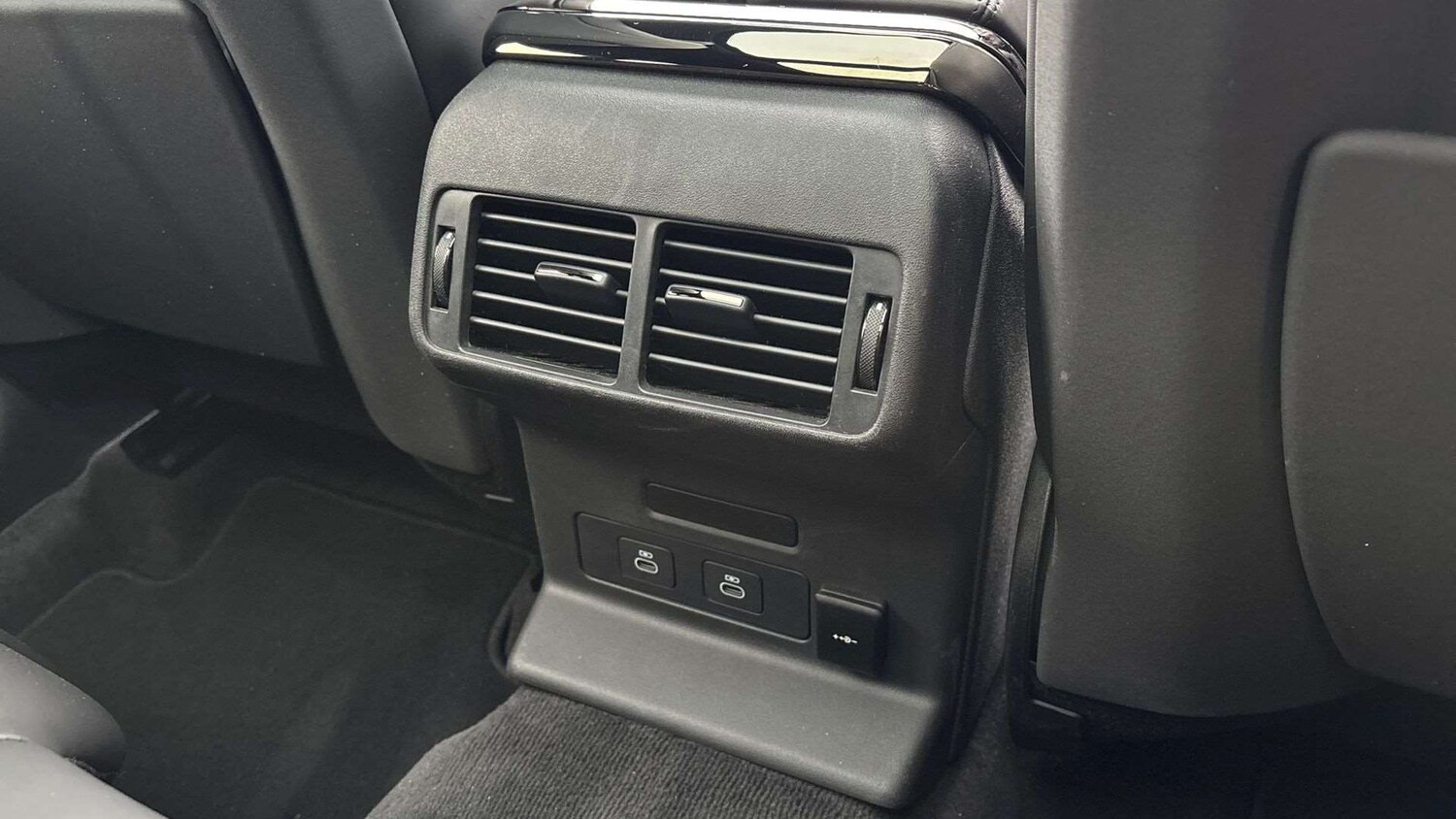 Used Land Rover Range Rover Velar 2024 for sale - 76515507: Photo 18