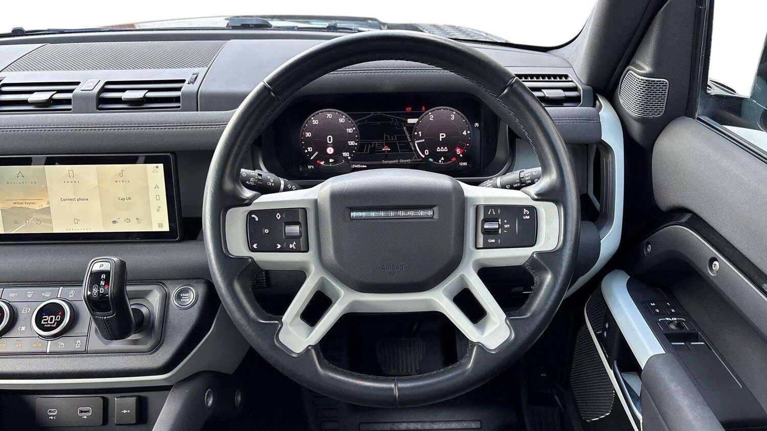 Used Land Rover Defender 2023 for sale - 77648842: Photo 15