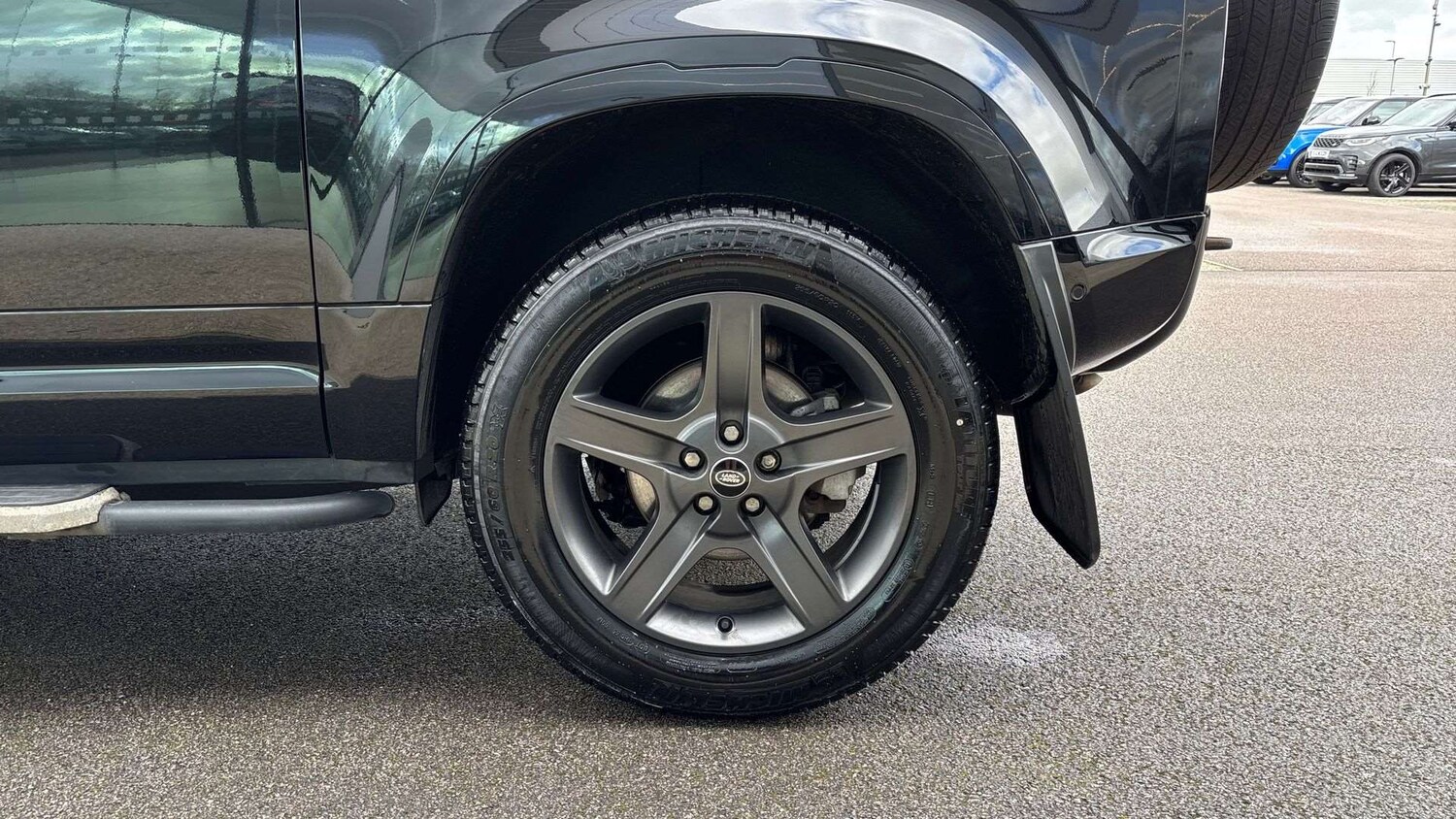 Used Land Rover Defender 2023 for sale - 77648842: Photo 31