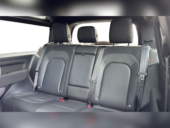 Used Land Rover Defender 2023 for sale - 77648842: Photo