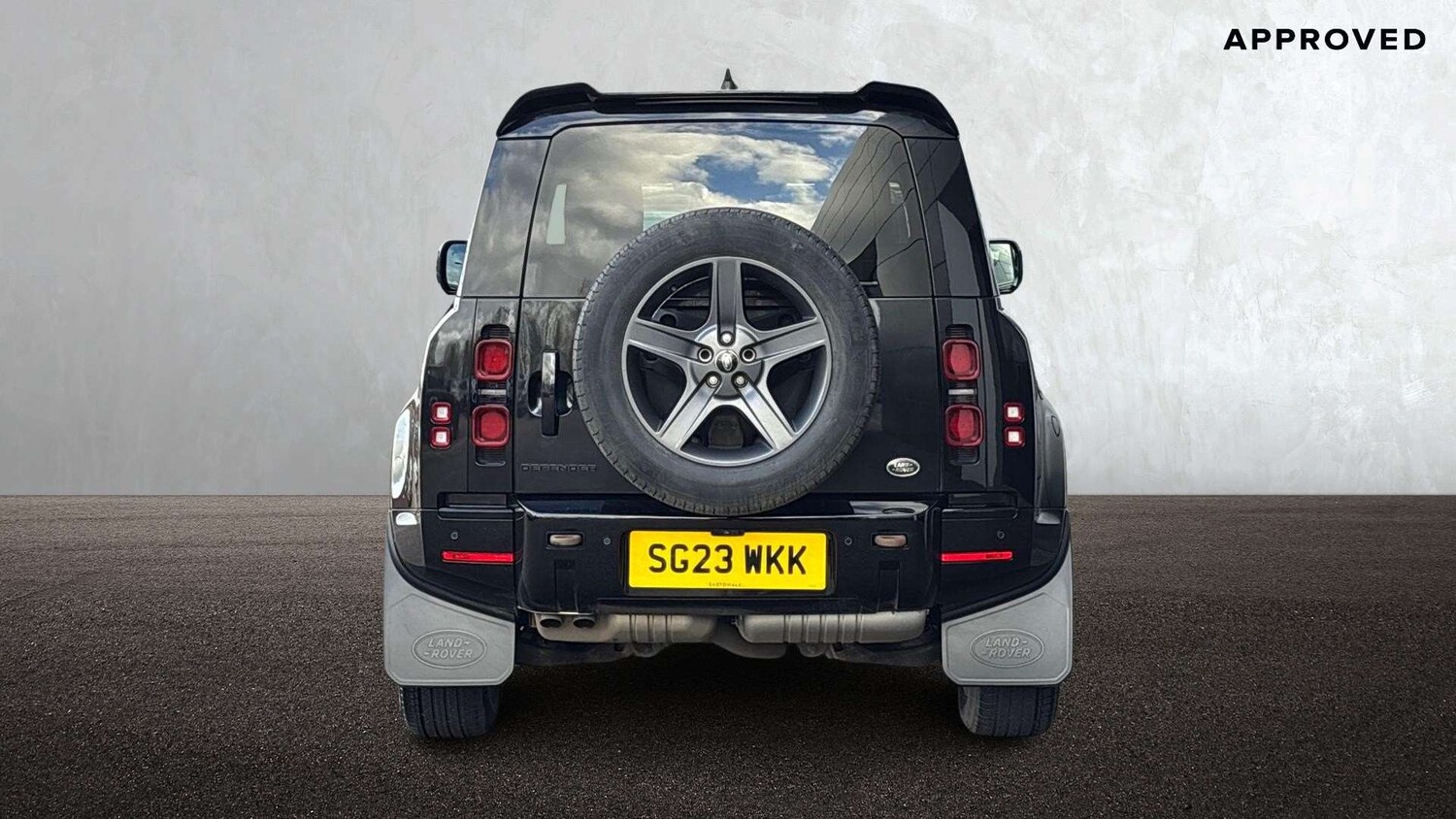 Used Land Rover Defender 2023 for sale - 77648842: Photo 6