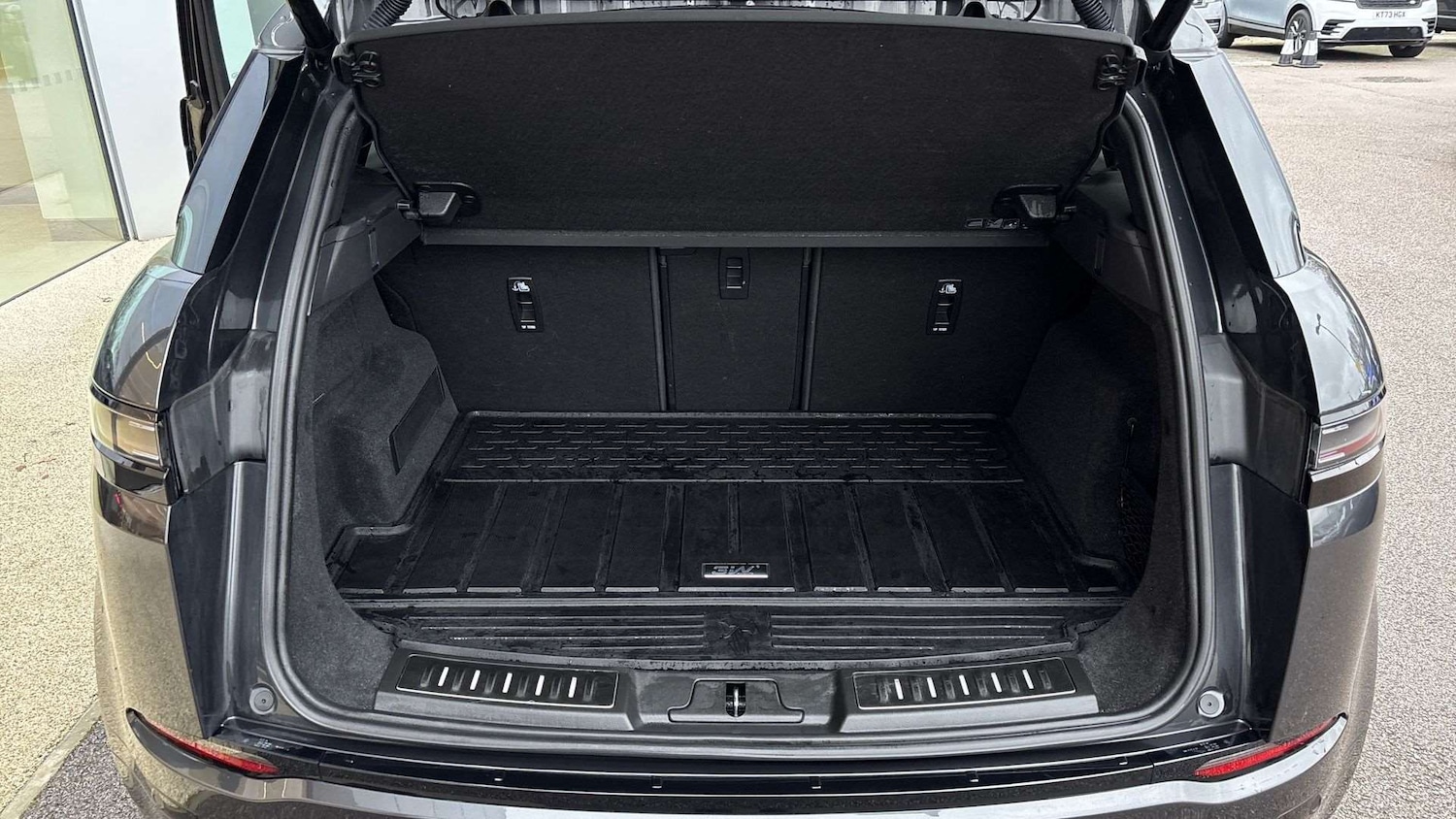 Used Land Rover Range Rover Evoque 2023 for sale - 77233033: Photo 10