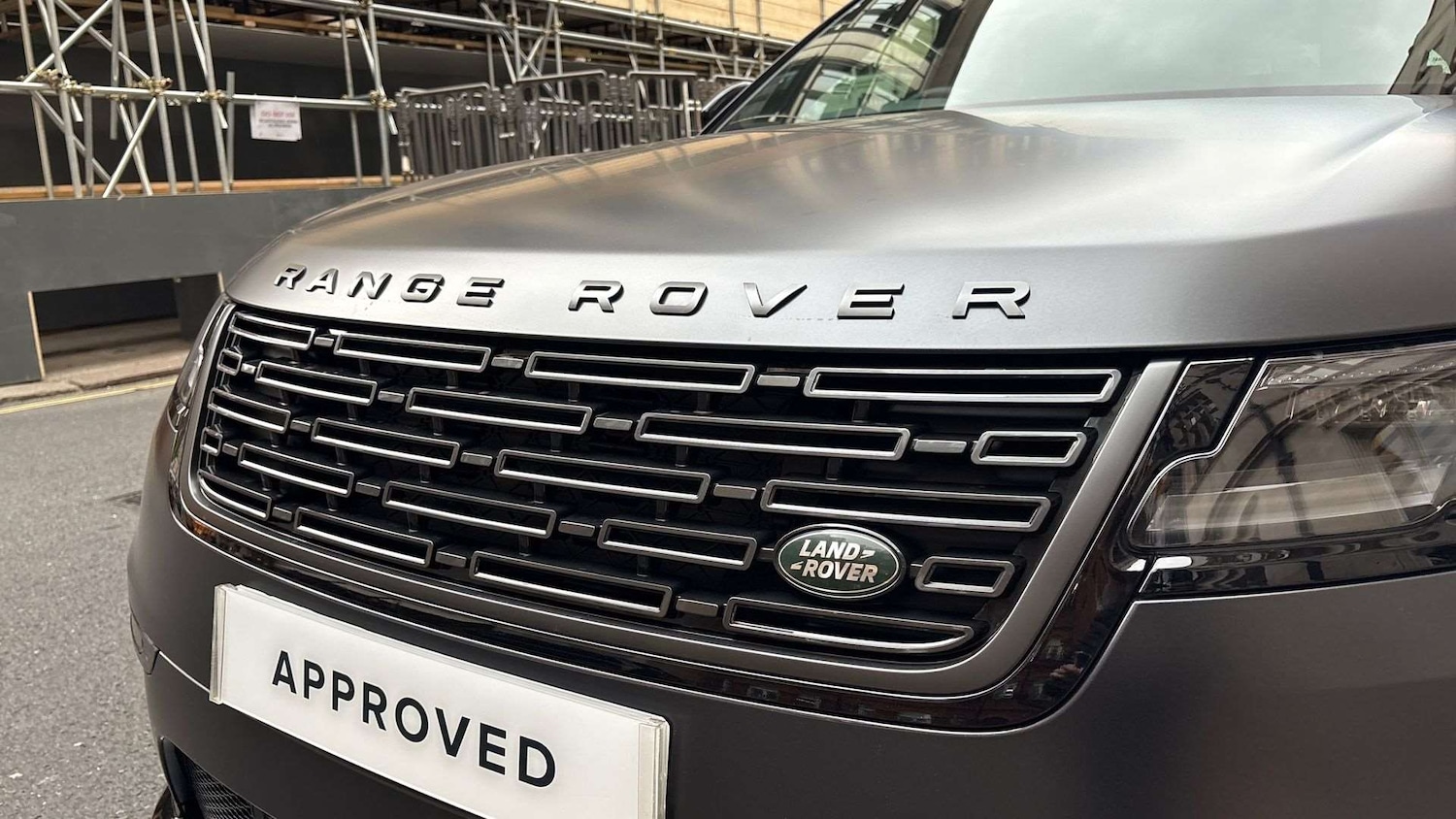 Used Land Rover Range Rover Velar 2024 for sale - 77373827: Photo 32