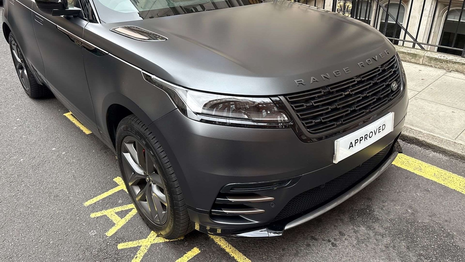 Used Land Rover Range Rover Velar 2024 for sale - 77373827: Photo 33