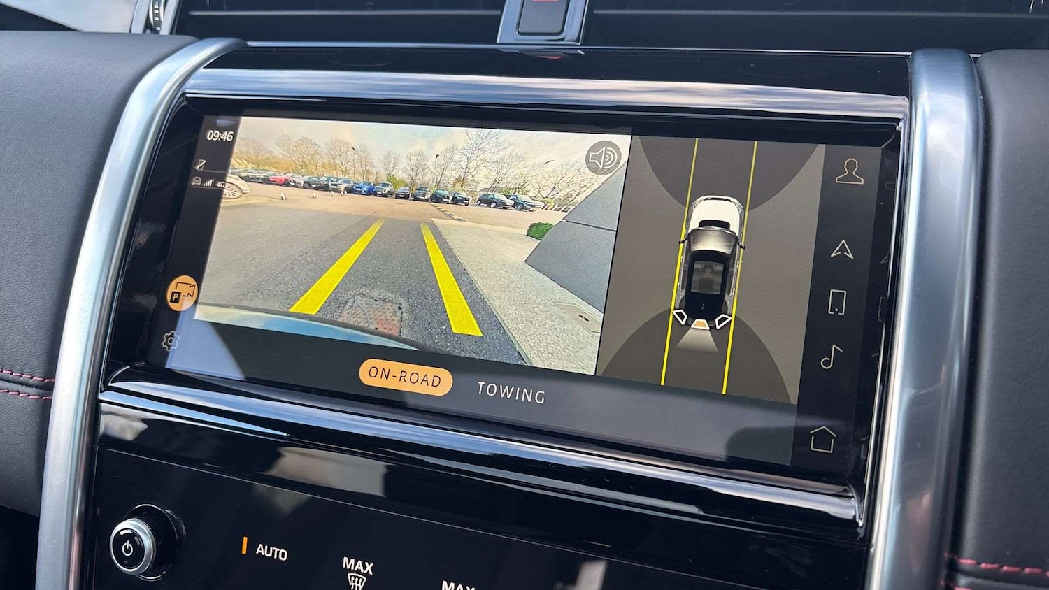 Used Land Rover Discovery Sport 2023 for sale - 76774067: Photo 12