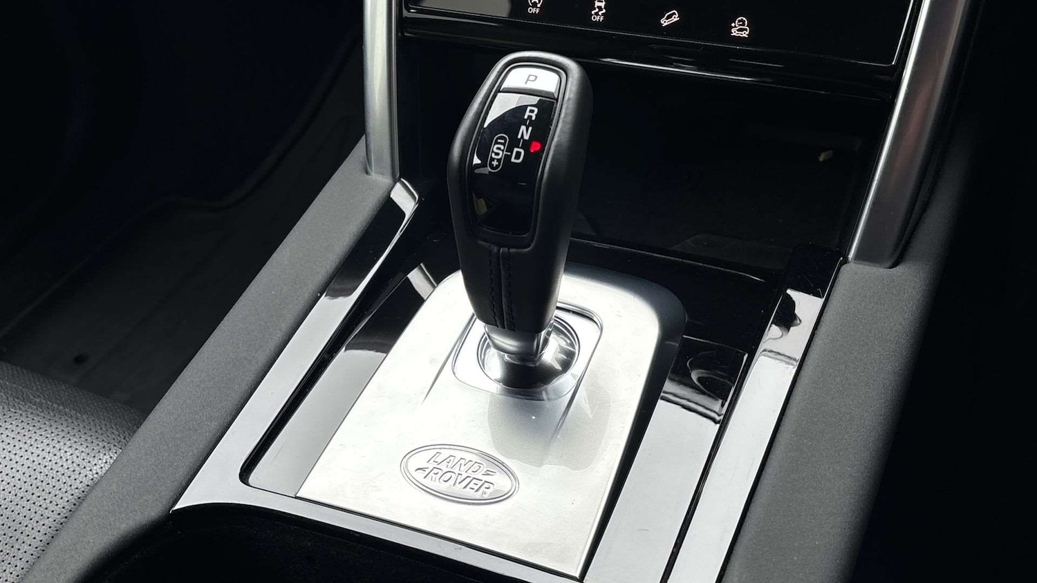 Used Land Rover Discovery Sport 2023 for sale - 76460080: Photo 13