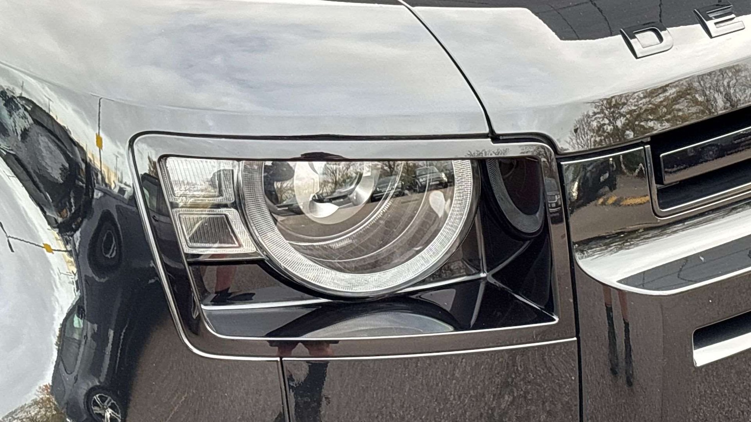 Used Land Rover Defender 2025 for sale - 77233115: Photo 17