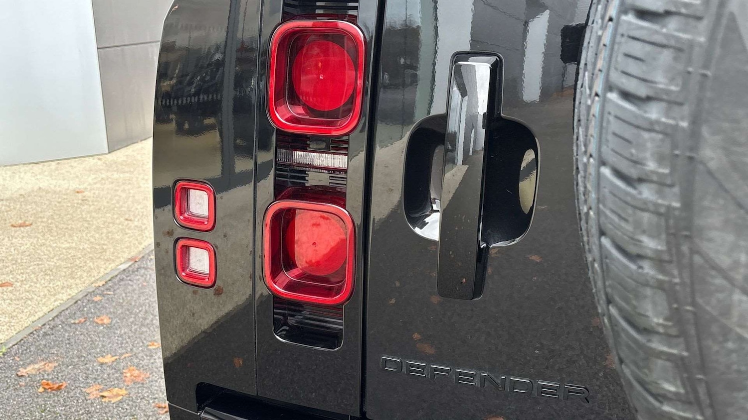 Used Land Rover Defender 2025 for sale - 77233115: Photo 26