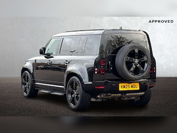 Used Land Rover Defender 2025 for sale - 77233115: Photo