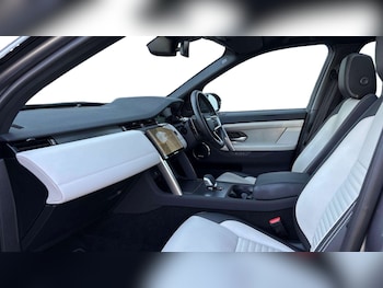 Used Land Rover Discovery Sport 2025 for sale - 79535642: Photo
