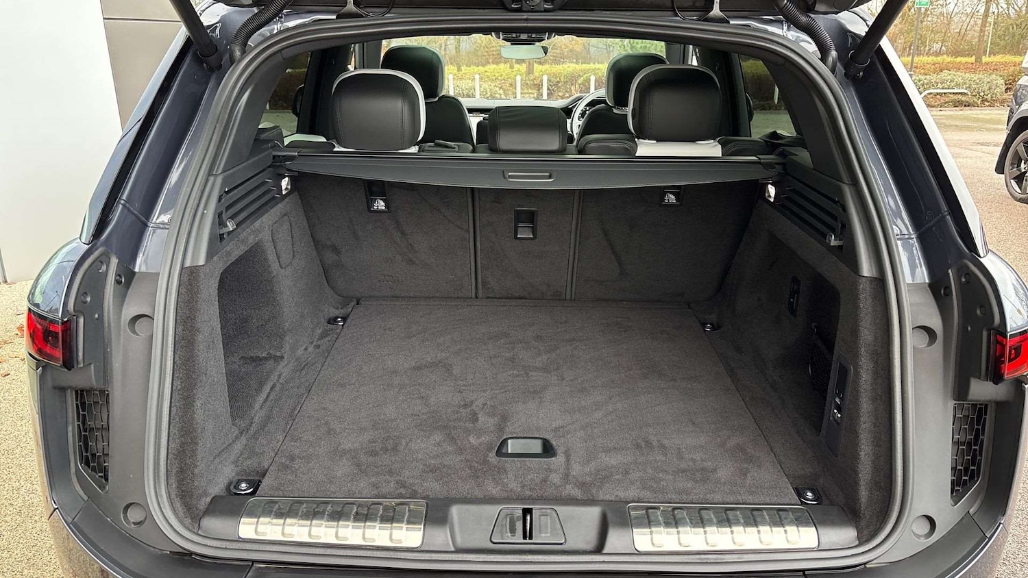 Used Land Rover Range Rover Sport 2025 for sale - 77068668: Photo 10