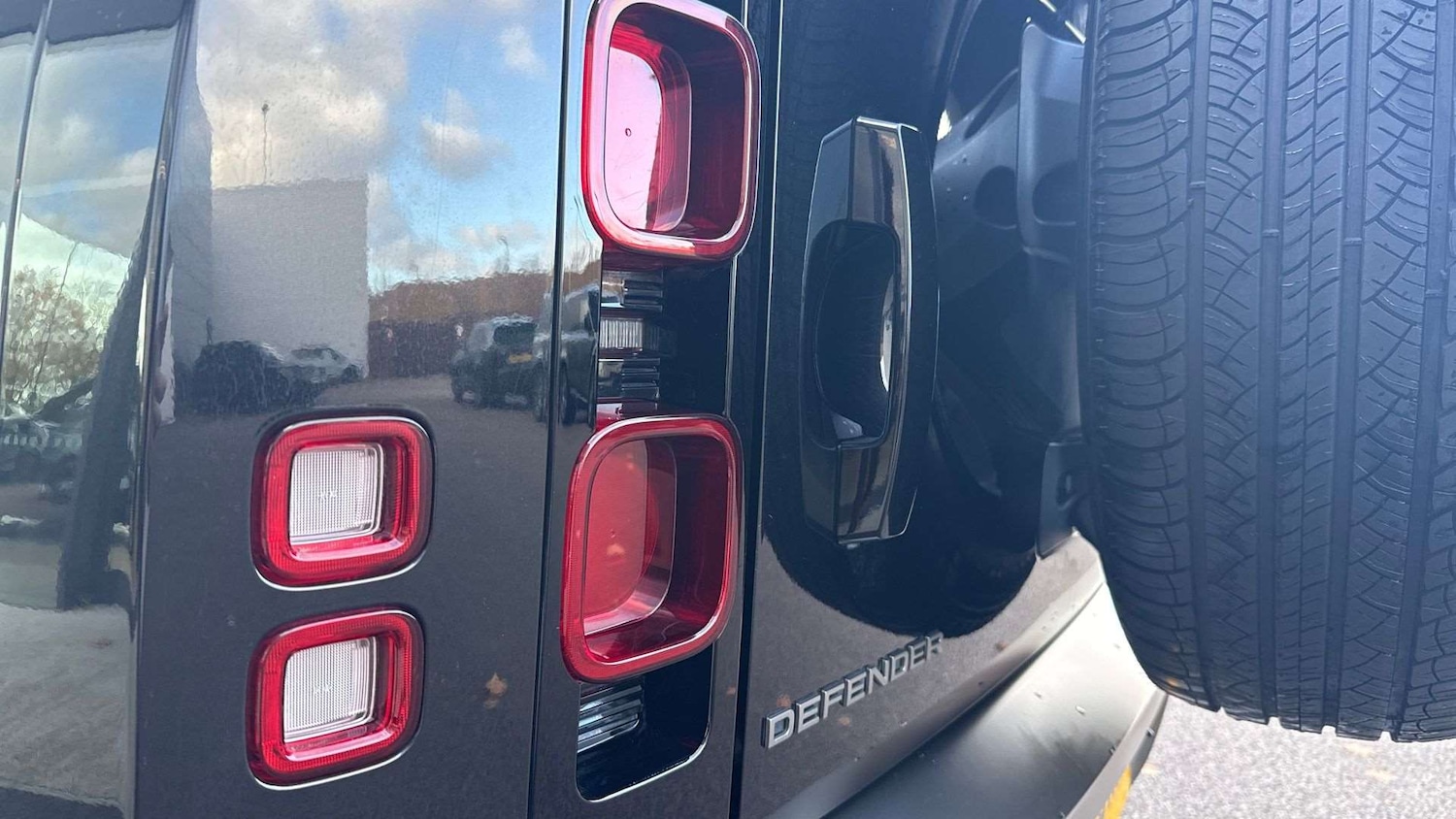 Used Land Rover Defender 2023 for sale - 76460078: Photo 19