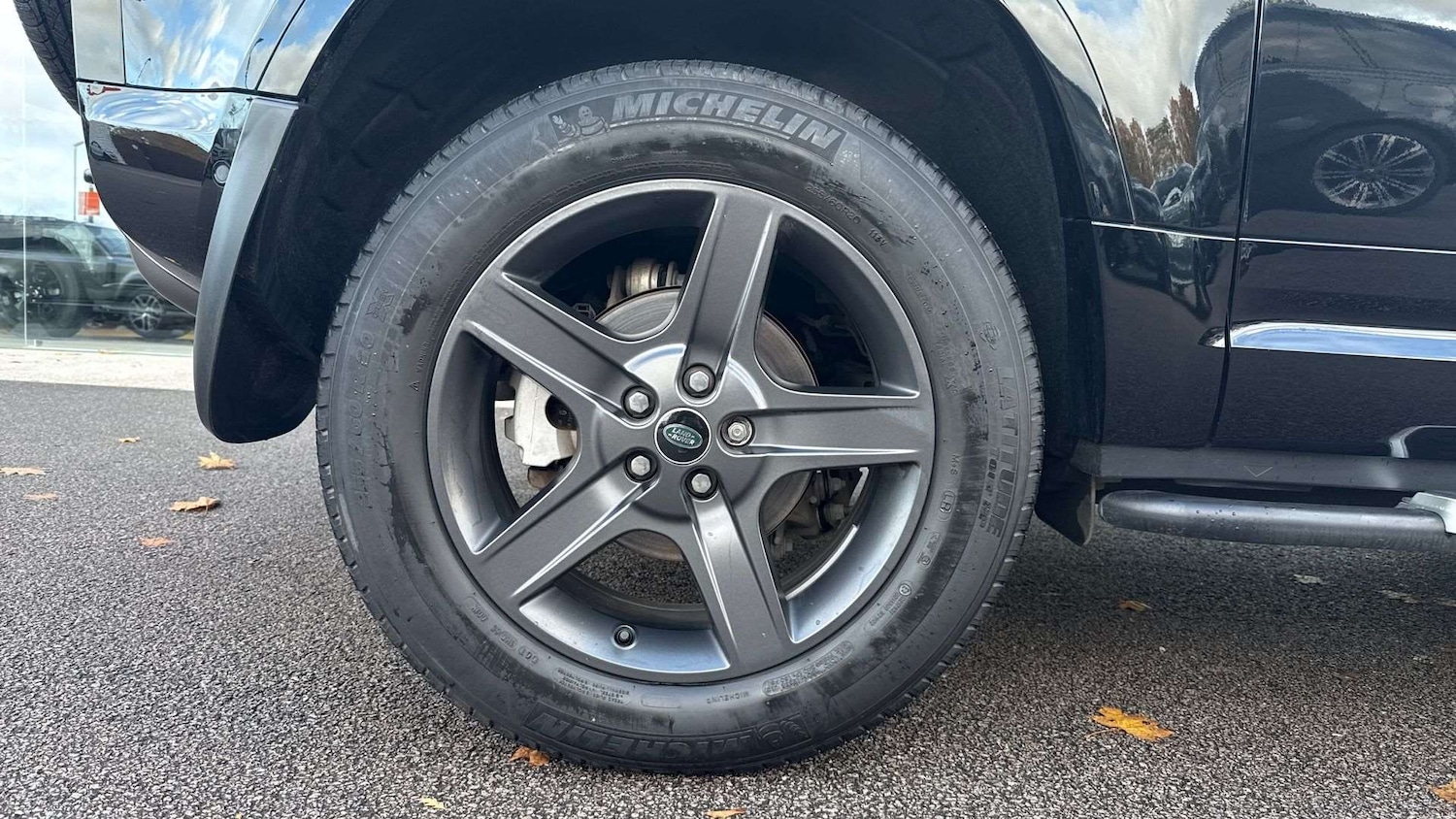 Used Land Rover Defender 2023 for sale - 76460078: Photo 32