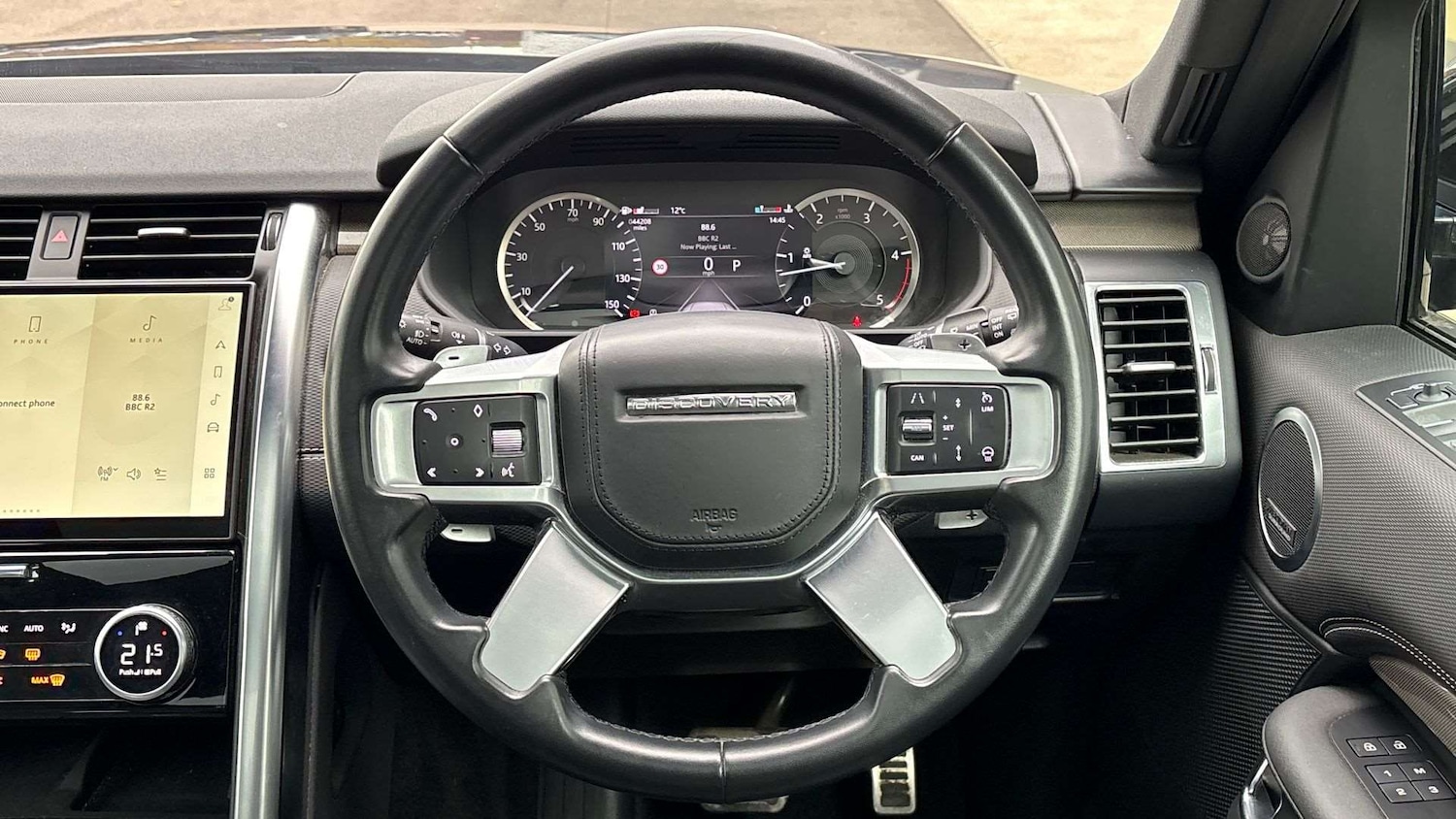 Used Land Rover Discovery 2022 for sale - 76460200: Photo 15