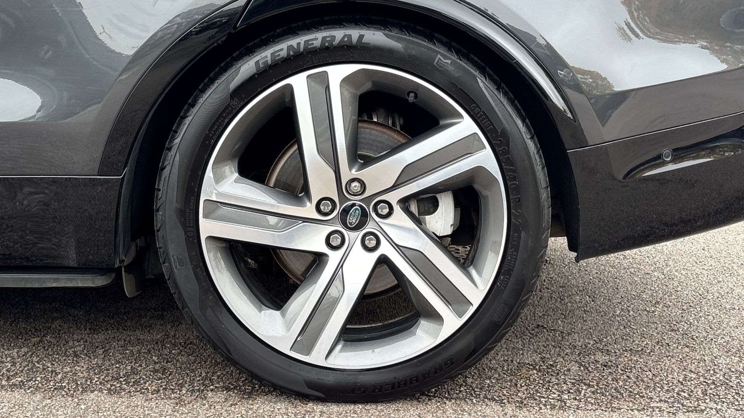 Used Land Rover Discovery 2022 for sale - 76460200: Photo 33