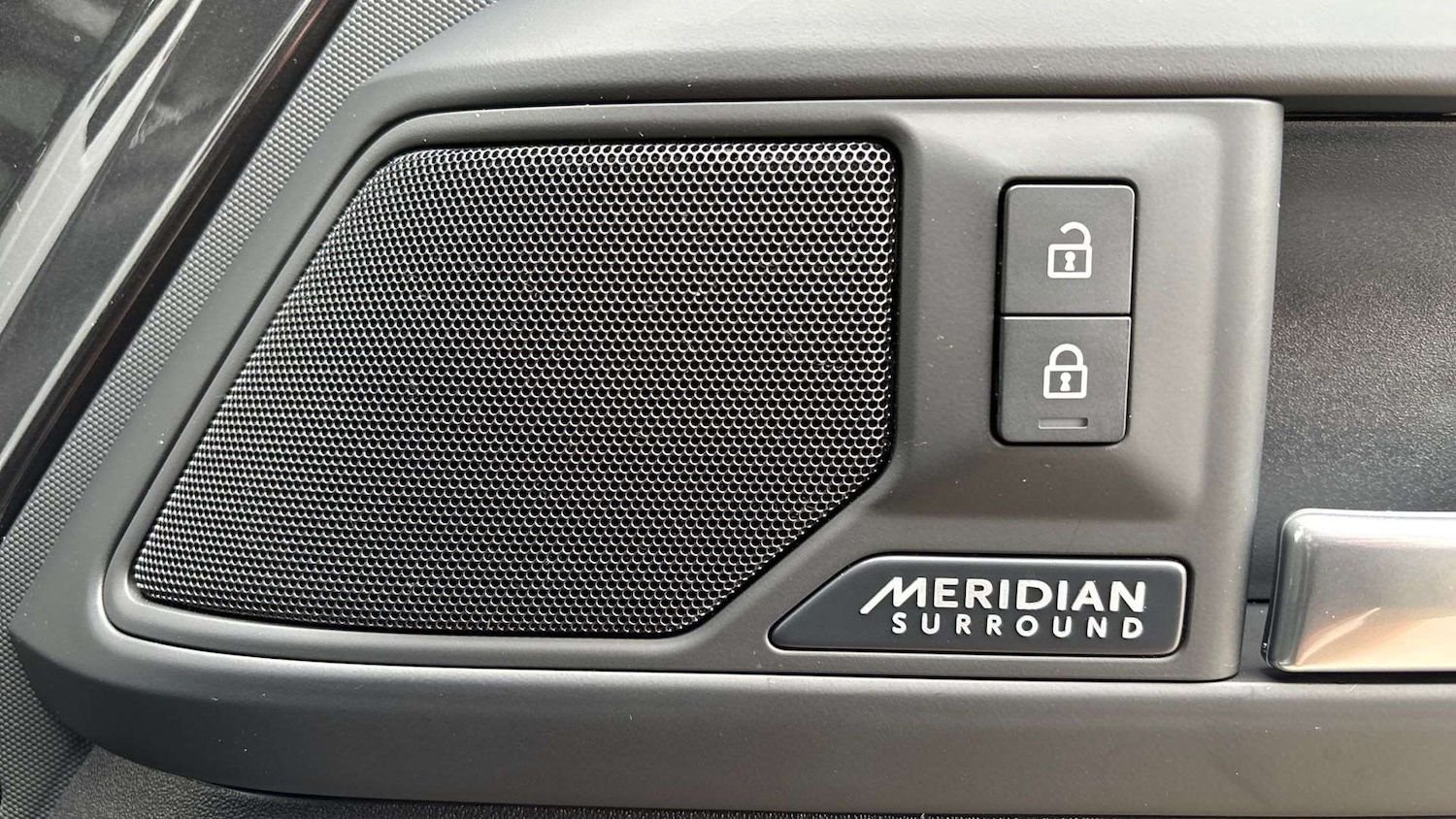 Used Land Rover Defender 2026 for sale - 78010439: Photo 24