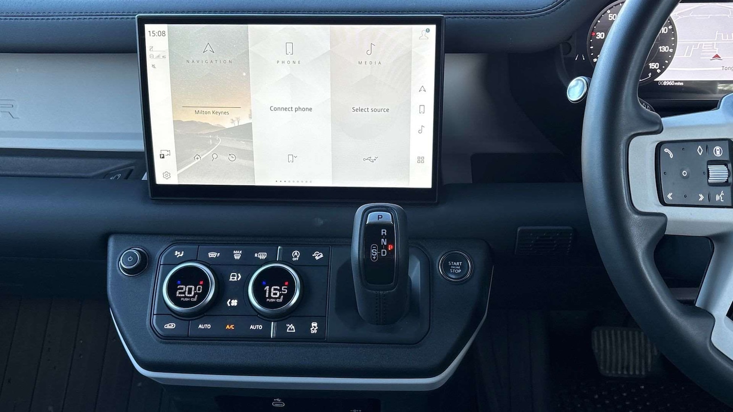 Used Land Rover Defender 2025 for sale - 76460228: Photo 14