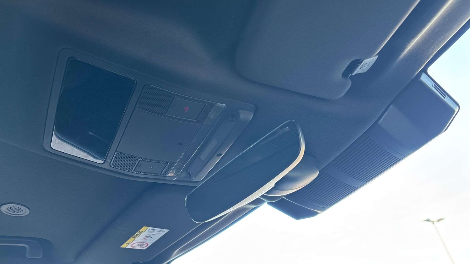 Used Land Rover Defender 2025 for sale - 76460228: Photo 23